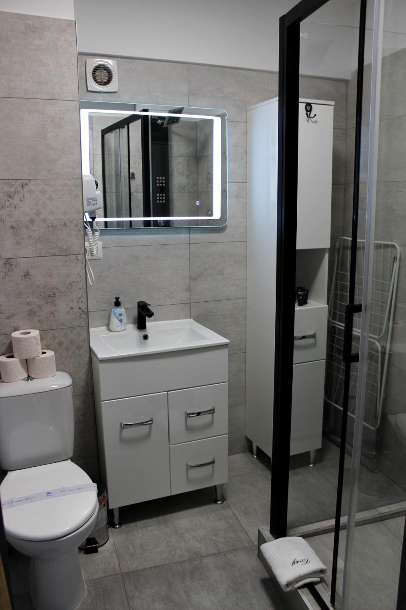 Cozy Apartments In Centre Of Suceava Near Kaufland And University מראה חיצוני תמונה